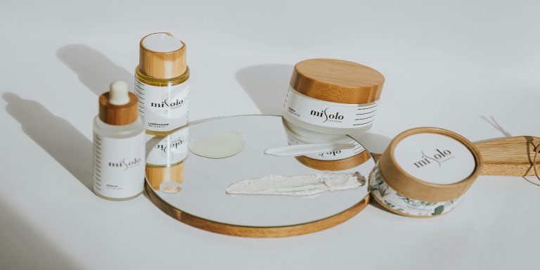 pexels-misolo-cosmetic-2588316-6847836